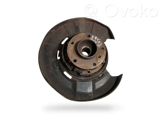 Aizmugurē riteņa rumbas vārpstas šarnīrs (stupica, capfa)