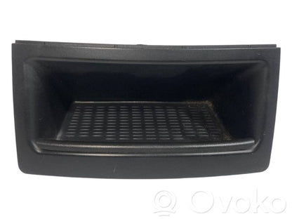 Mantu nodalījums centrālā konsole