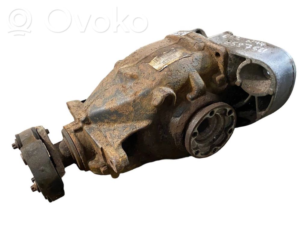 Aizmugurējais reduktors