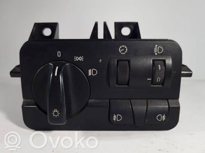 Headlight switch