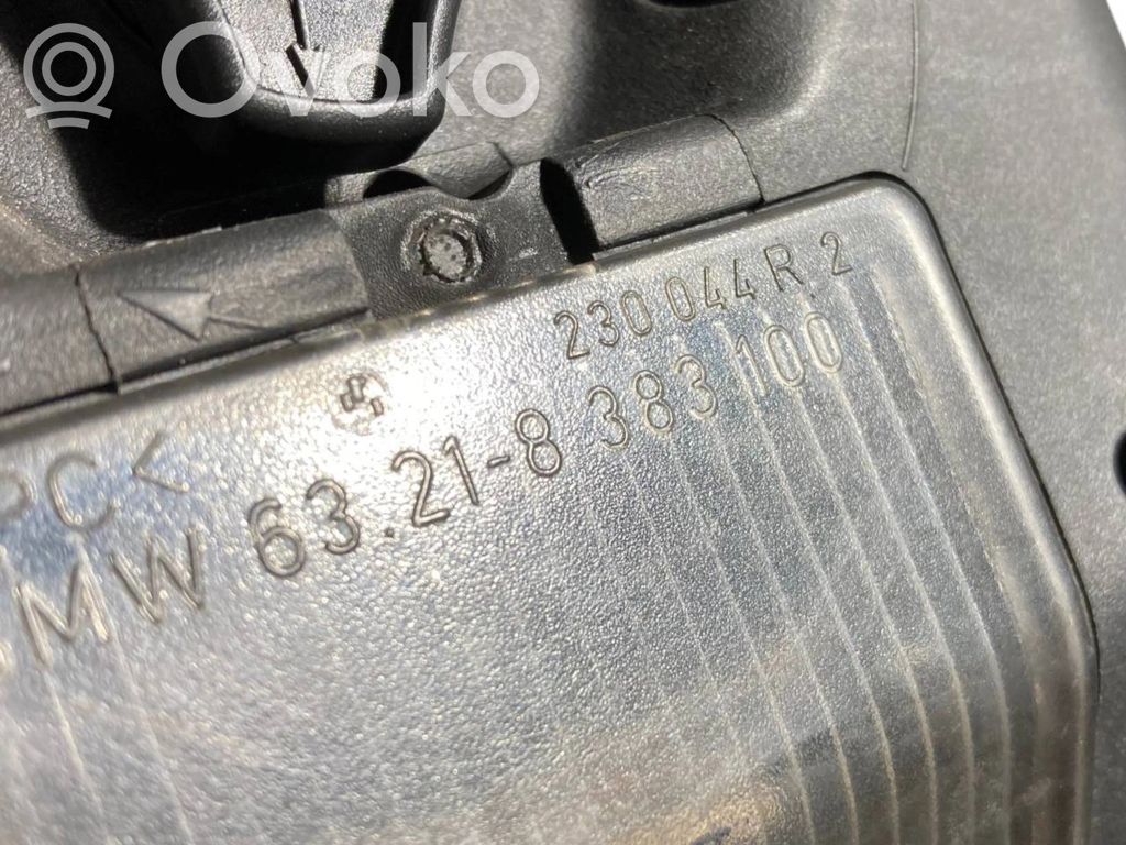 Aizmugurējais lukturis virsbūvē