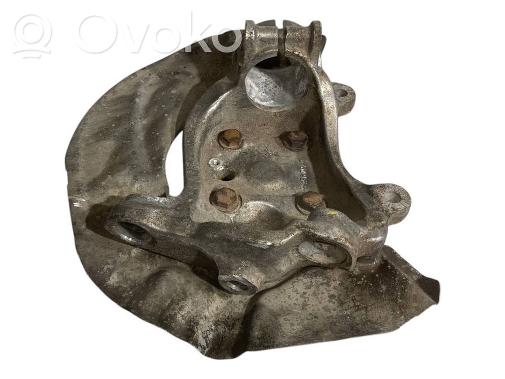 Priekšējā riteņa rumbas vārpstas šarnīrs (stupica, capfa)