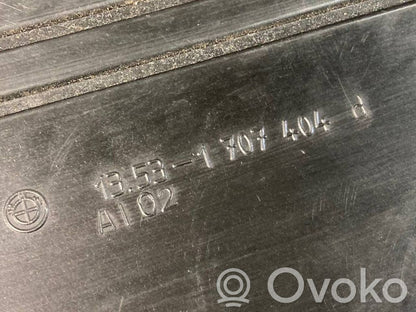 Dzinēja pārsegs (dekoratīva apdare)