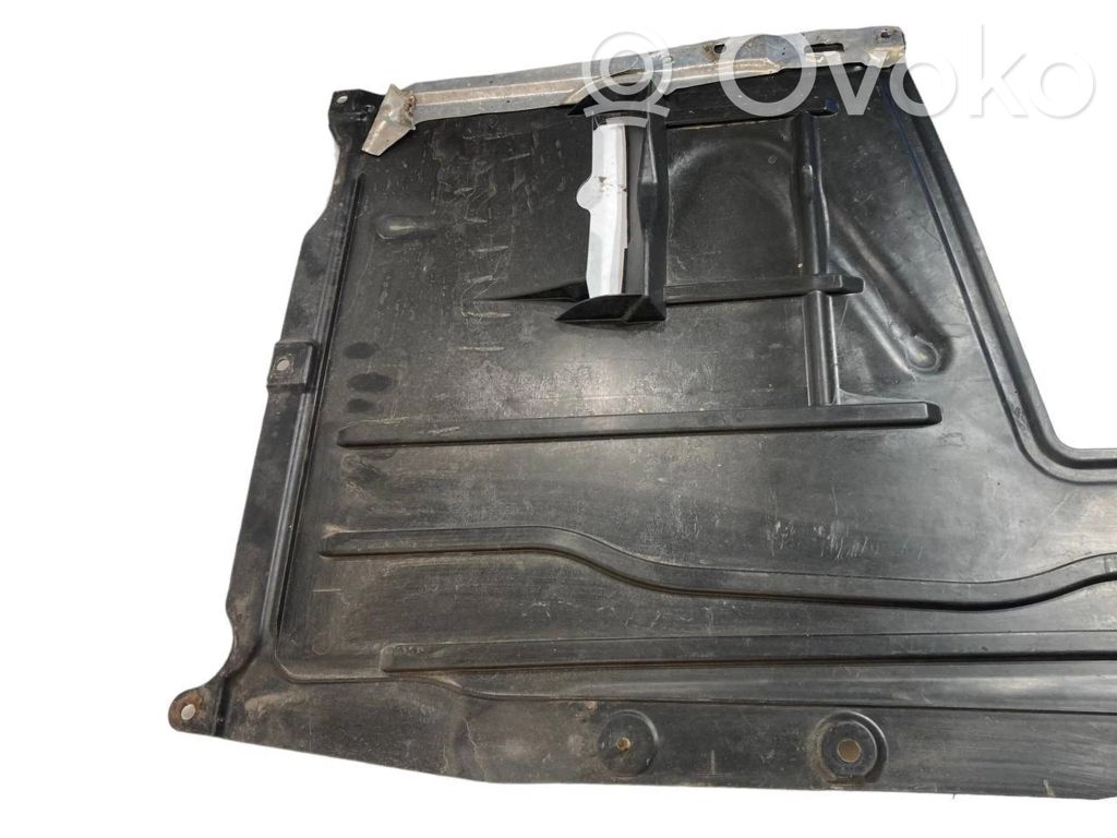 Vidusdaļas apakšas aizsargs