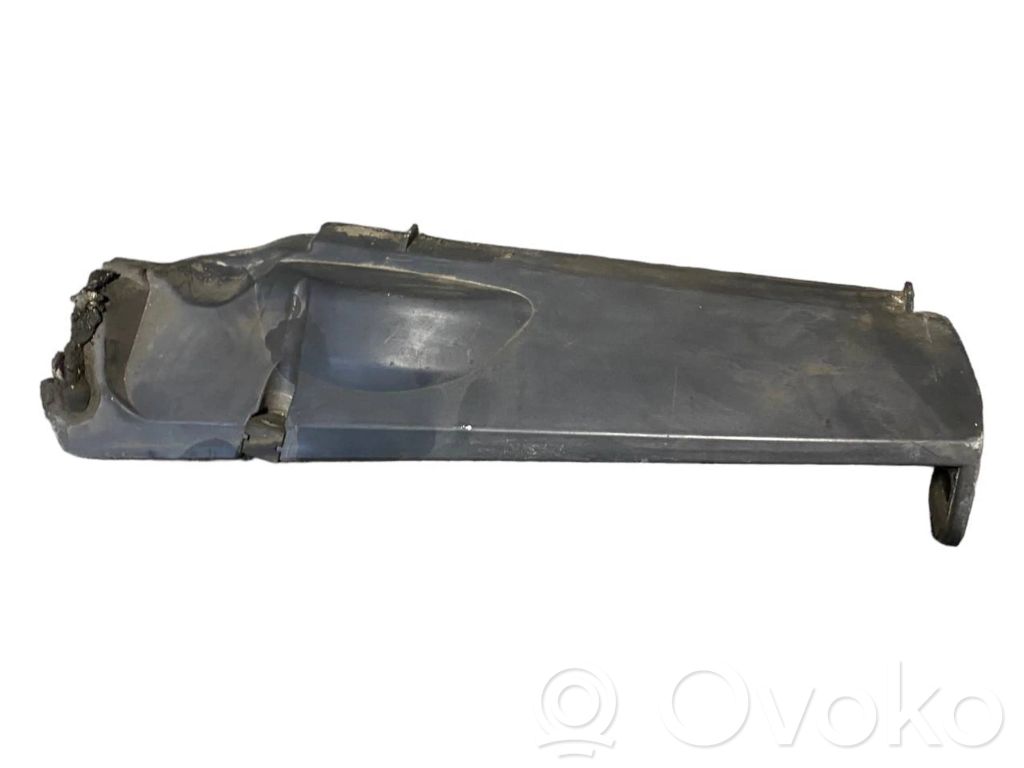 Другая часть двигателя