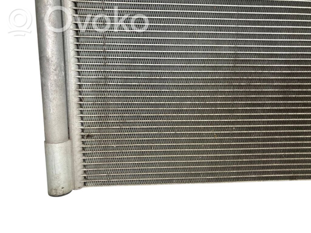 Gaisa kondicioniera dzeses radiators