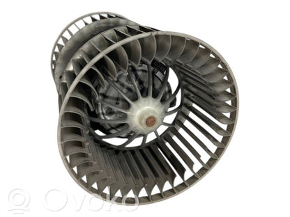 Mazā radiatora ventilators