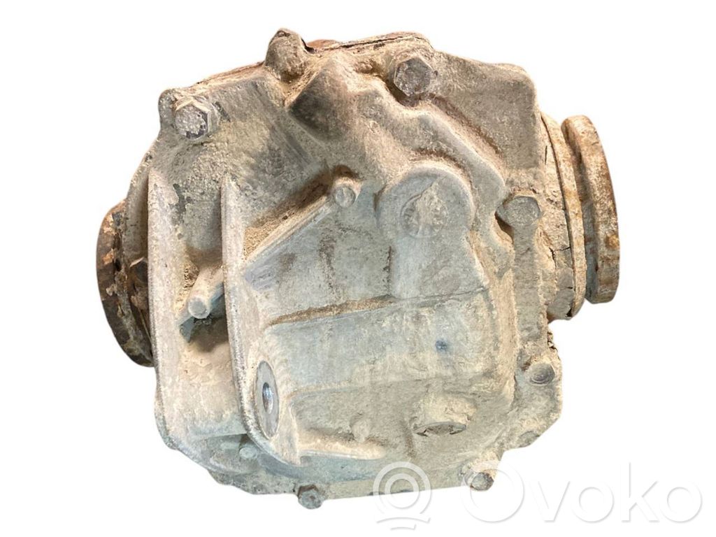 Aizmugurējais reduktors