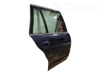 Задняя дверь