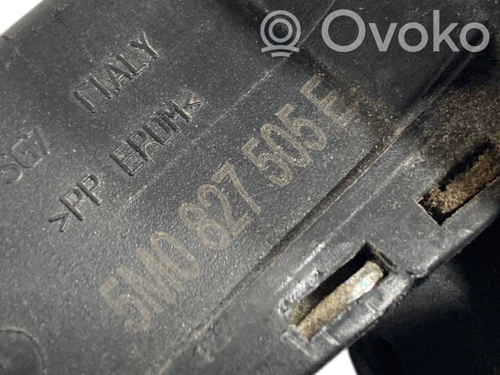 Aizmugurējā pārsega slēdzene