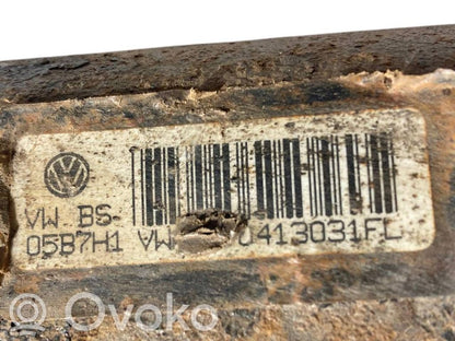 Priekšpusē amortizators ar atsperi