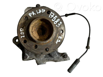 Priekšējā riteņa rumbas vārpstas šarnīrs (stupica, capfa)