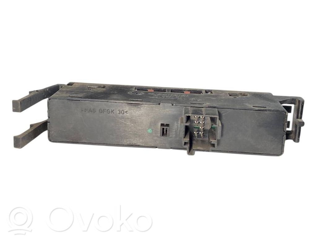Elektrisko logu slēdzis