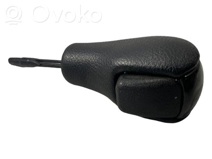 Декоративная отделка рычага переключения передач (кожа, наконечник)