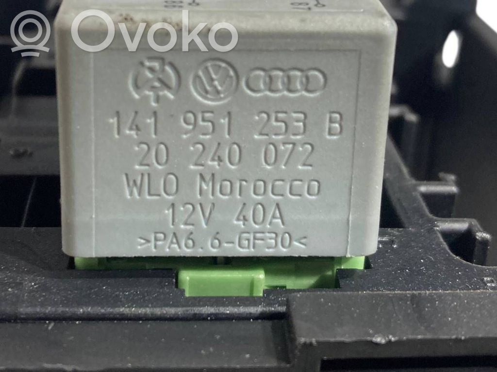 Drošinātāju kaste (komplekts)