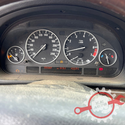 BMW 525i 2003.g. E39 rezerves daļas
