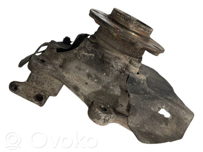 Priekšējā riteņa rumbas vārpstas šarnīrs (stupica, capfa)