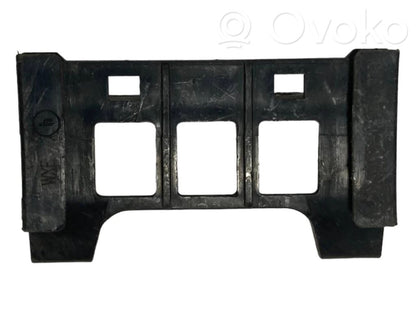 Aizmugurējā bufera montāžas kronšteins