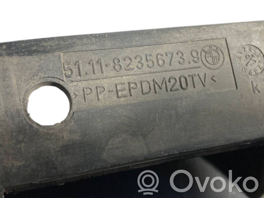 Apakšējais režģis (trīsdaļīgs)