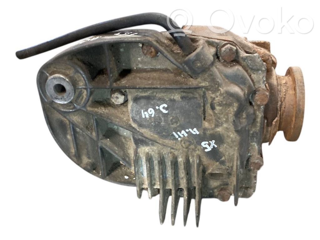 Aizmugurējais reduktors