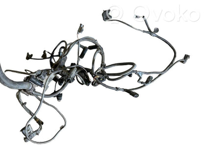 Dzinēja vadu instalācija