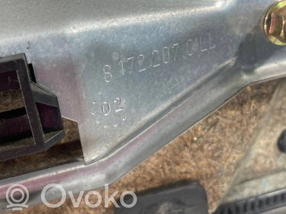 Priekšējo durvju apdare