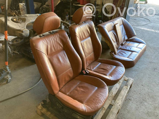 Seat set