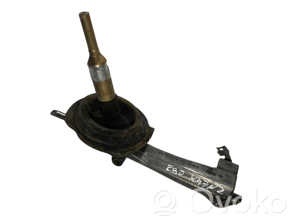 Switching mechanism (sliding mechanism)