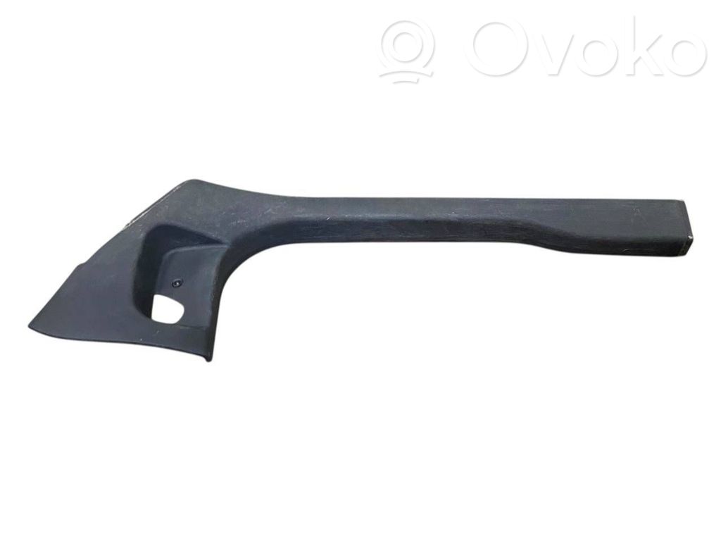 Priekšējā sliekšņa dekoratīvā apdare (iekšējā)