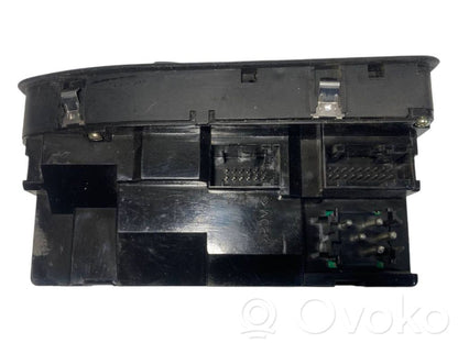 Power window switch