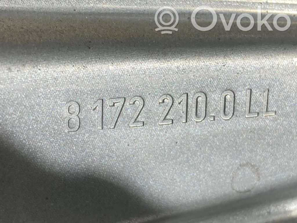 Priekšējo durvju apdare