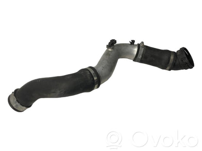 Шланг(и)/труба(ы) интеркулера