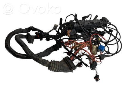 Dzinēja vadu instalācija