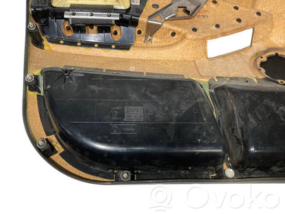 Priekšējo durvju apdare