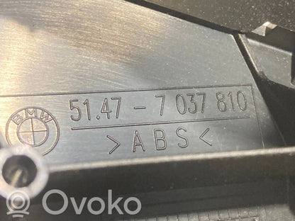 Rezerves riteņa nodalījuma dekoratīvā apdare