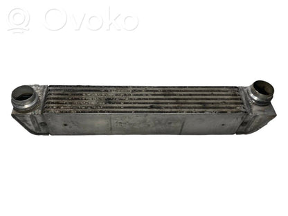 Starpdzesētāja radiators