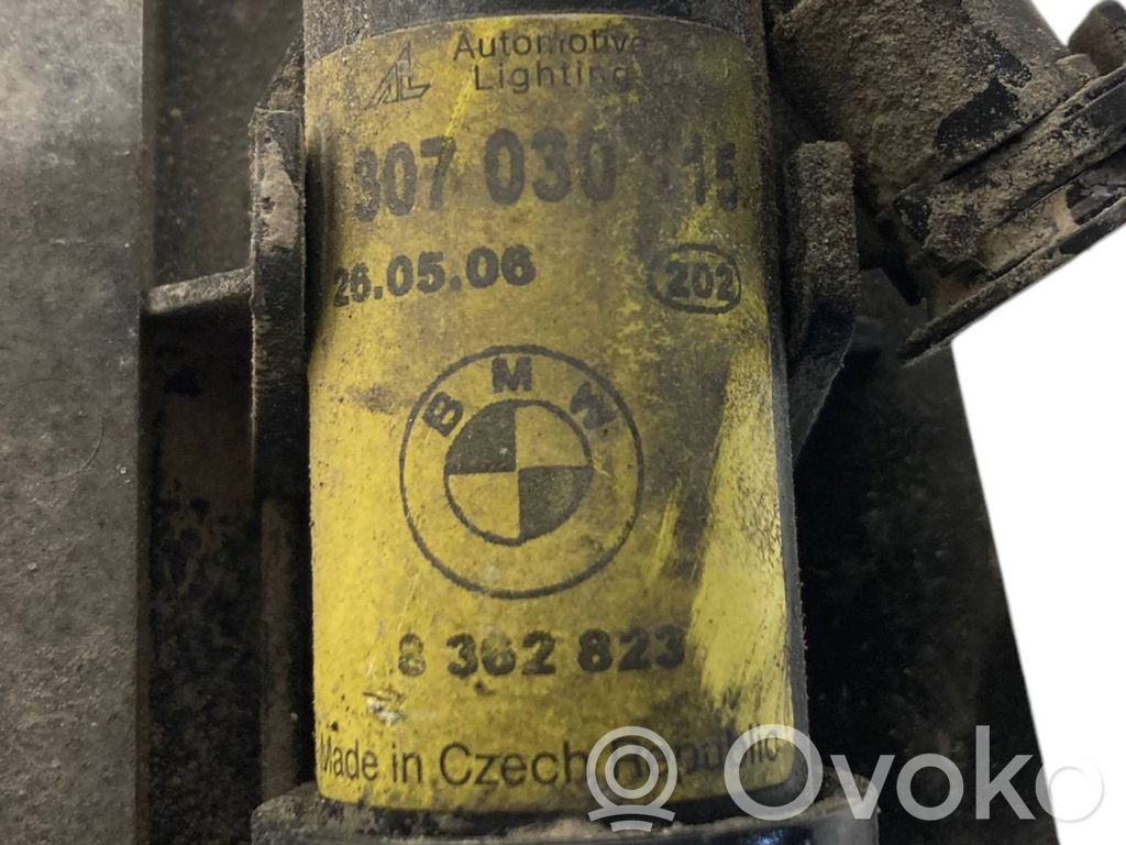 Lukturu mazgātāja sprausla (-as)