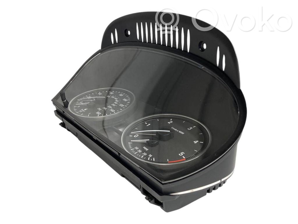 Spidometrs (instrumentu panelī)