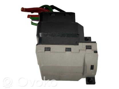 Aizdedzes slēdža kontakti