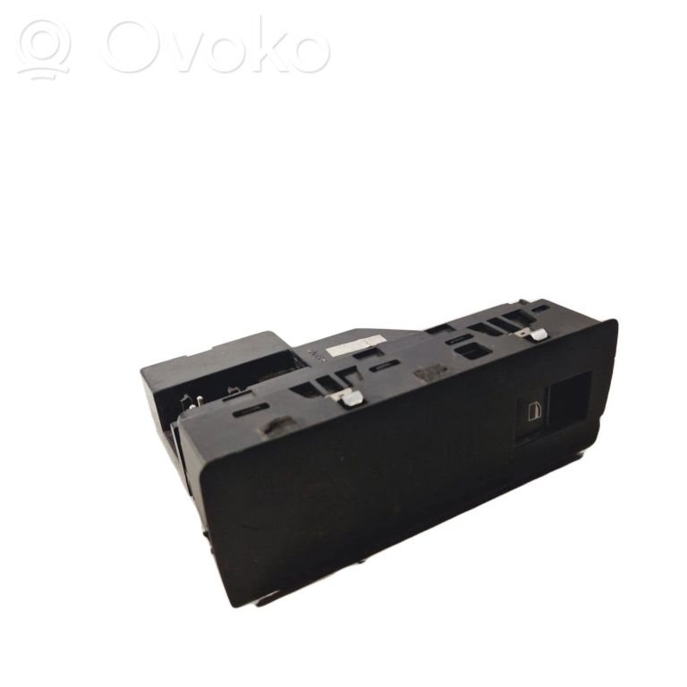 Elektrisko logu slēdzis