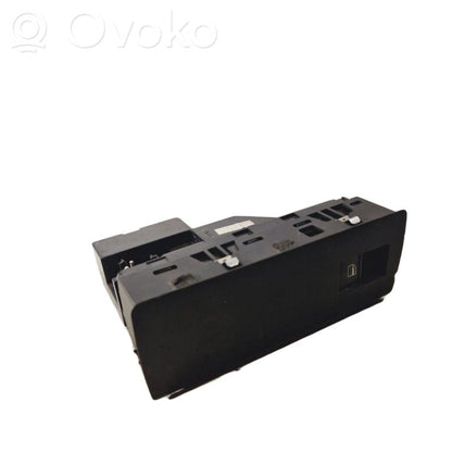 Elektrisko logu slēdzis