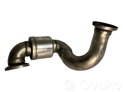 Caurulīte (-es) / šļūtene (-es)