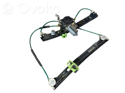 Priekšpusē elektriskā loga pacelšanas mehānisma komplekts