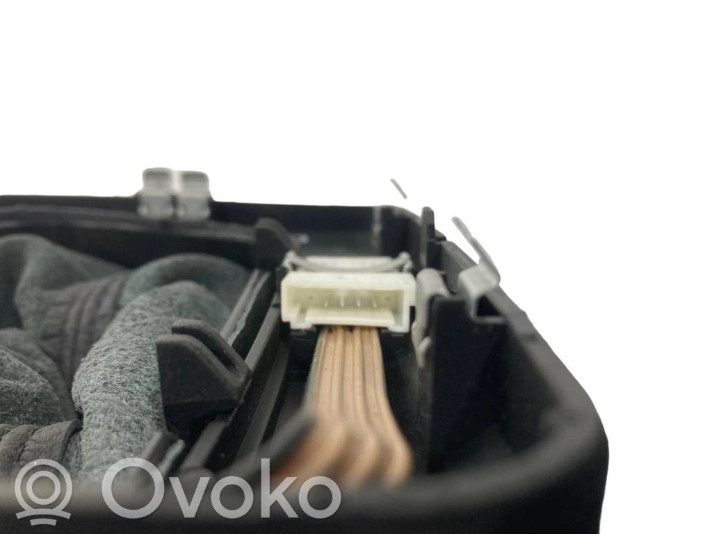 Gear shift lever decorative trim (plastic)