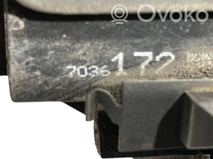 Aizmugurē slēdzene