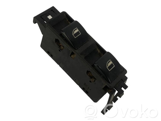 Power window switch