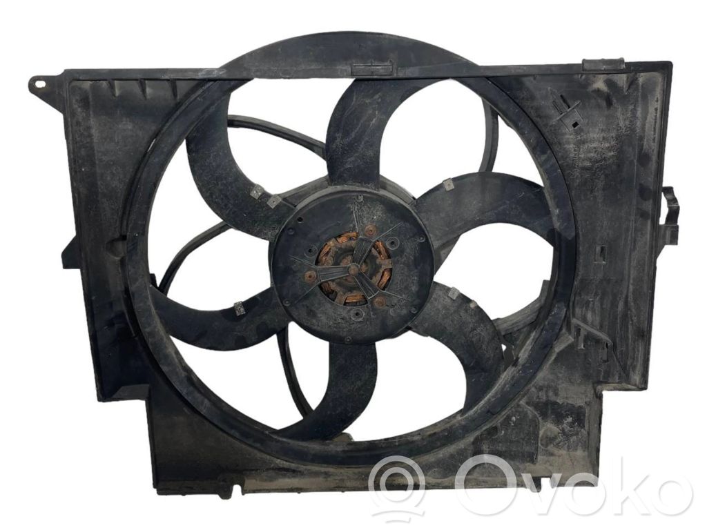 Elektrisks radiatoru ventilators