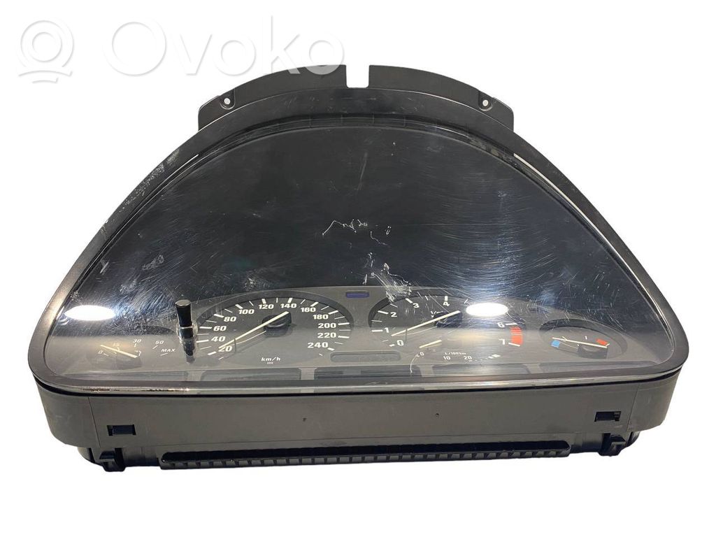 Spidometrs (instrumentu panelī)