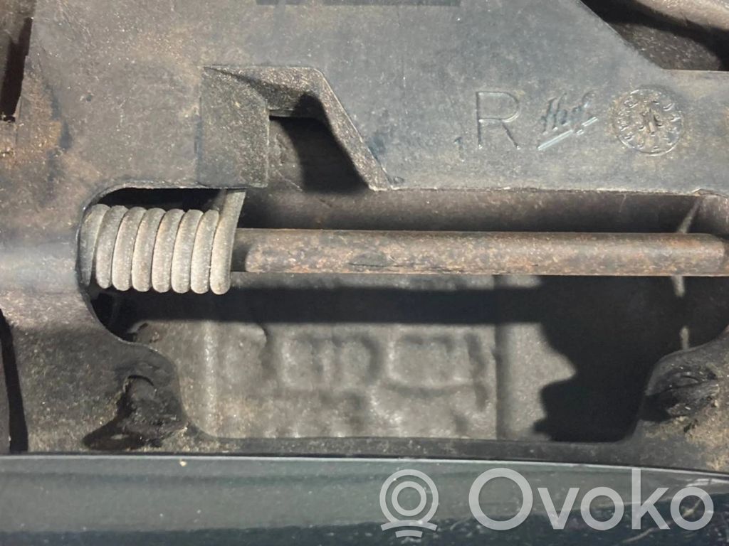 Внешняя ручка открывания