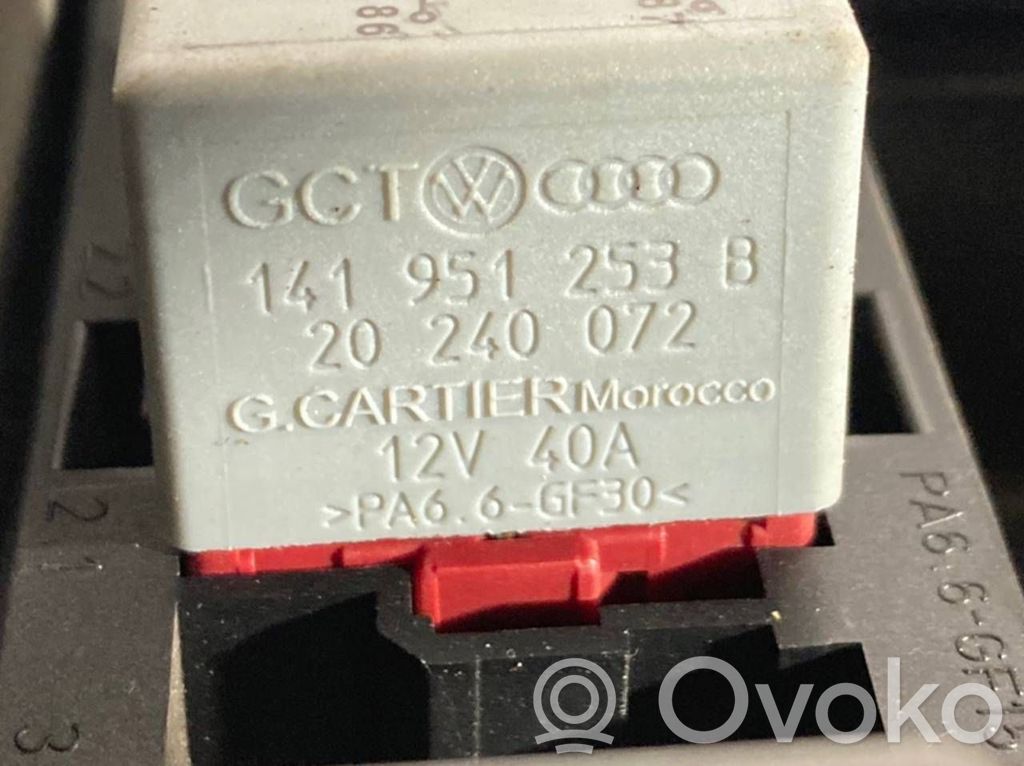 Drošinātāju kaste (komplekts)